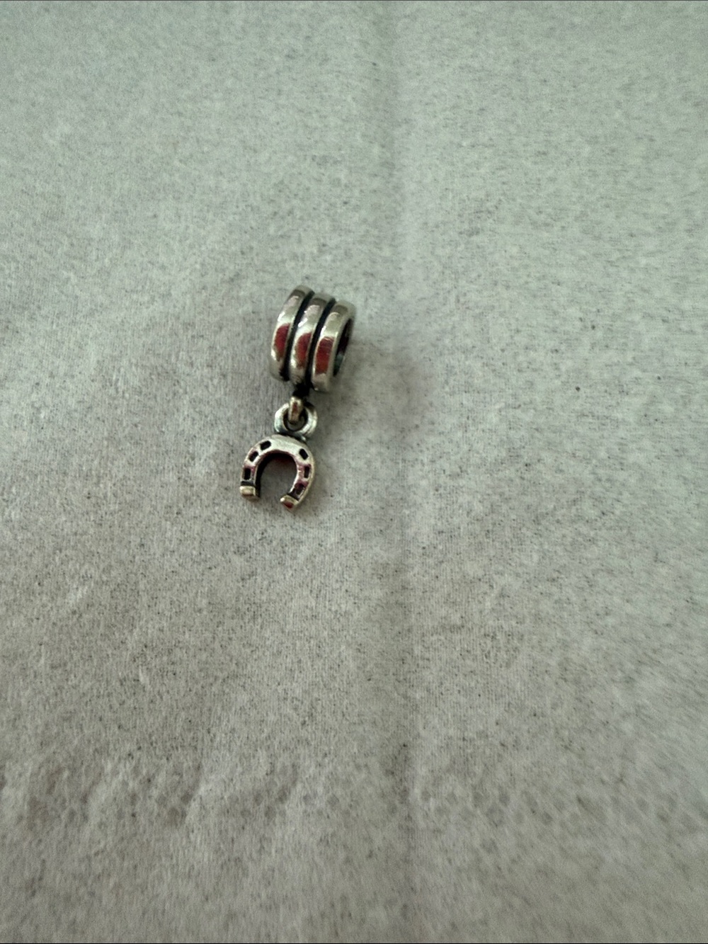 PANDORA [RETIRED] Vintage Lucky Hanging Horseshoe Dangle